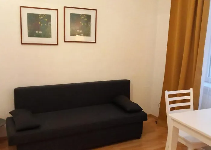 Quiet Comfort: 1 Bedroom With Style Apartmán